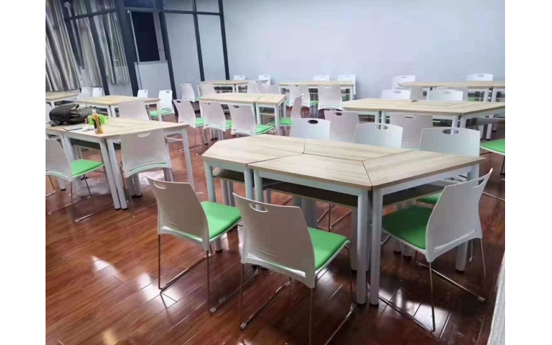 教學(xué)家具案例